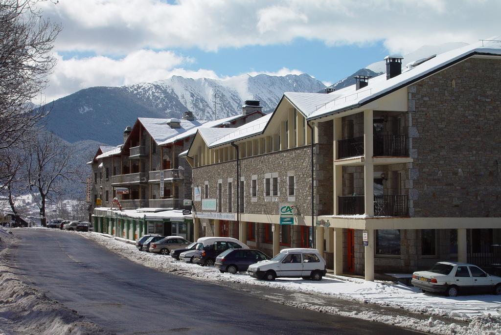 Hotel Et Residence Le Clos Cerdan Mont-Louis Buitenkant foto